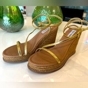 Stappy Platform Wedge